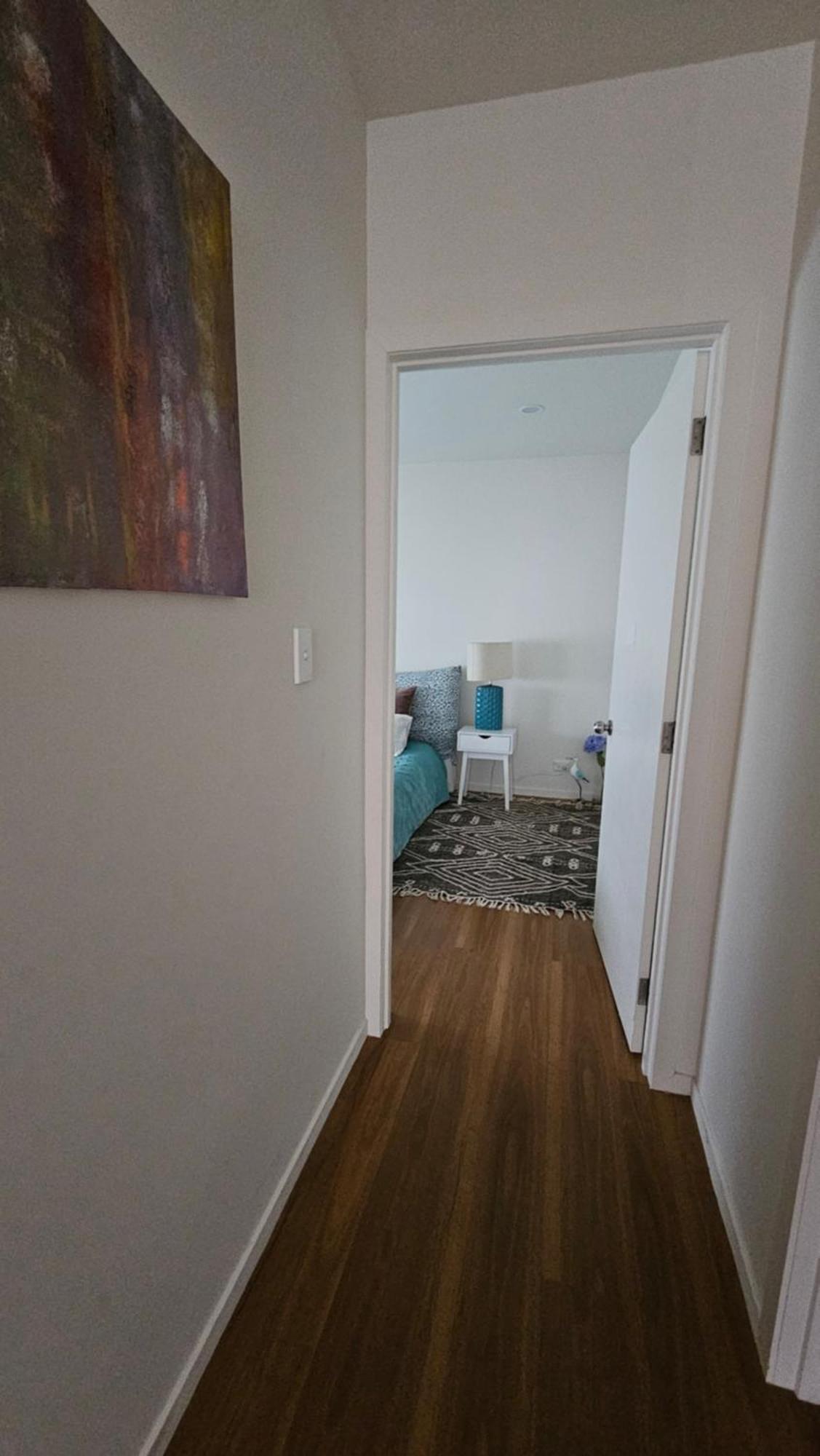 This Fabulous, Single-Level 3 Plus 1 Small Room With Folding Sofa Home Auckland Exterior foto